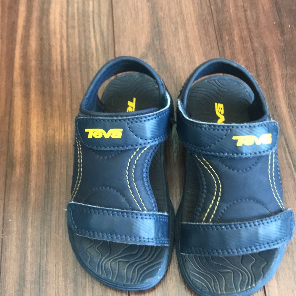 Toddler Teva sandals